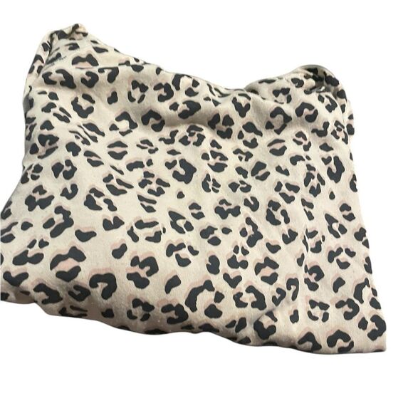 Leopard Print Hoodie - Picture 2 of 2